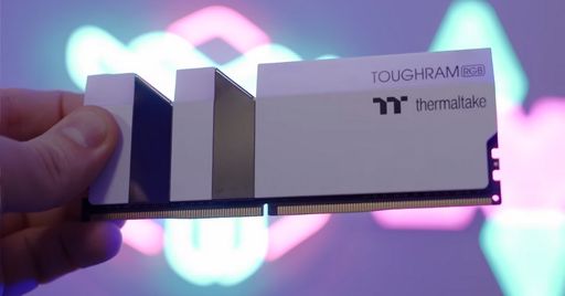 Thermaltake Toughram RGB 